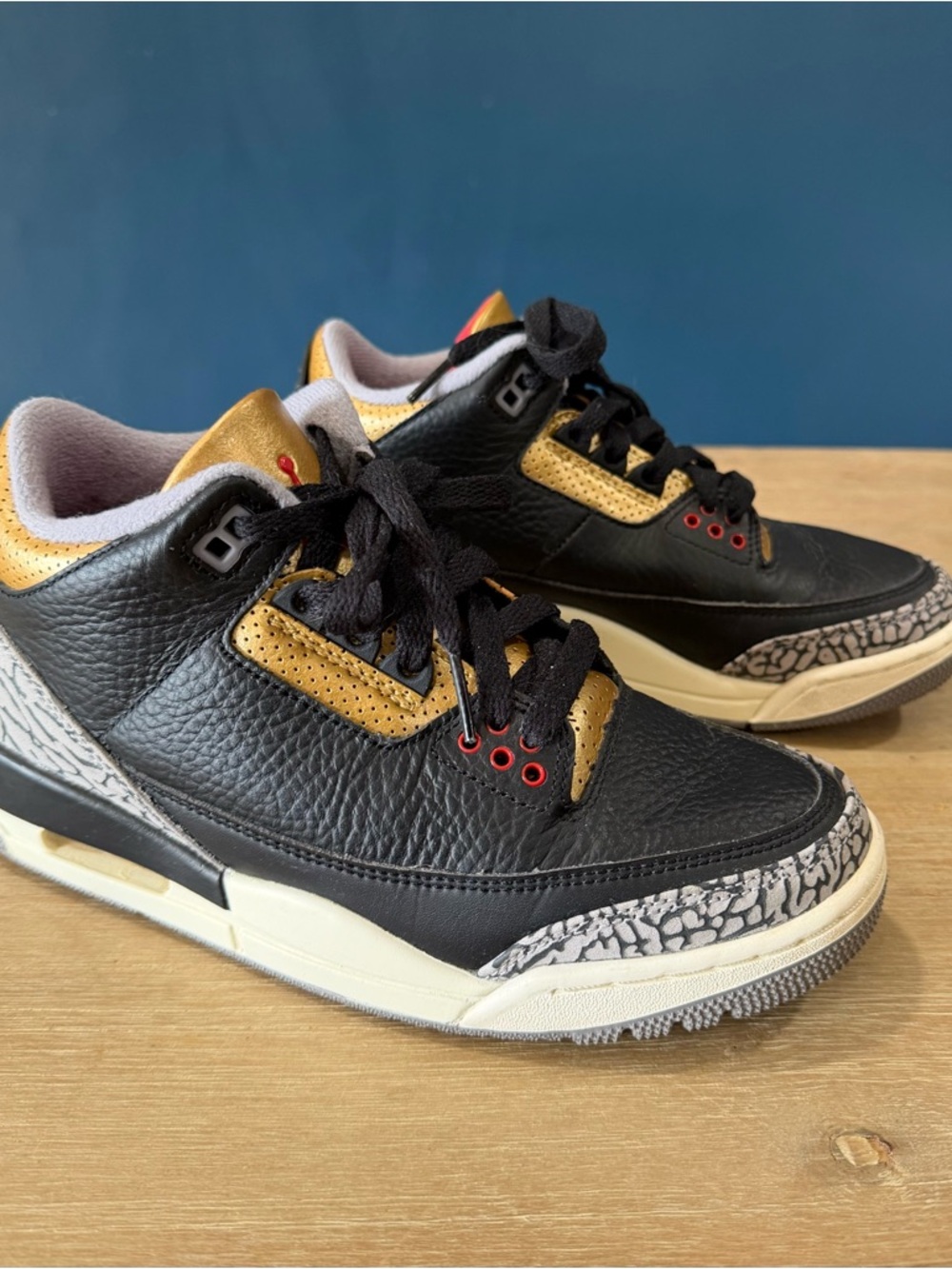 Jordan 3 Retro Black Cement Gold Basketball Shoes